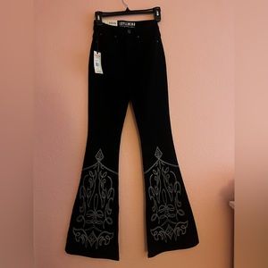 Idyllwind Black Bootcut Gypsy High Rise White Embroidery Western Style Jean Pant